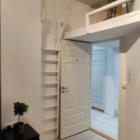 Elegant In 1km From S Station Accommodatie bij particulieren