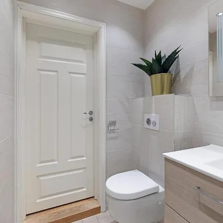 Privat overnatting Elegant In 1km From S Station
